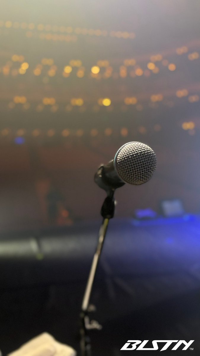 Bluestone_wa's tweet image. 【神田陽太】
TUBE LIVE AROUND 2025-2026 Keep On Sailin'
本日TUBEさんホールツアー33公演目。
神戸国際会館こくさいホール。
ありがとうございました🎤🎶

#TUBE
#兵庫
#神戸国際会館こくさいホール
#コーラス
#神田陽太
#Bluestone