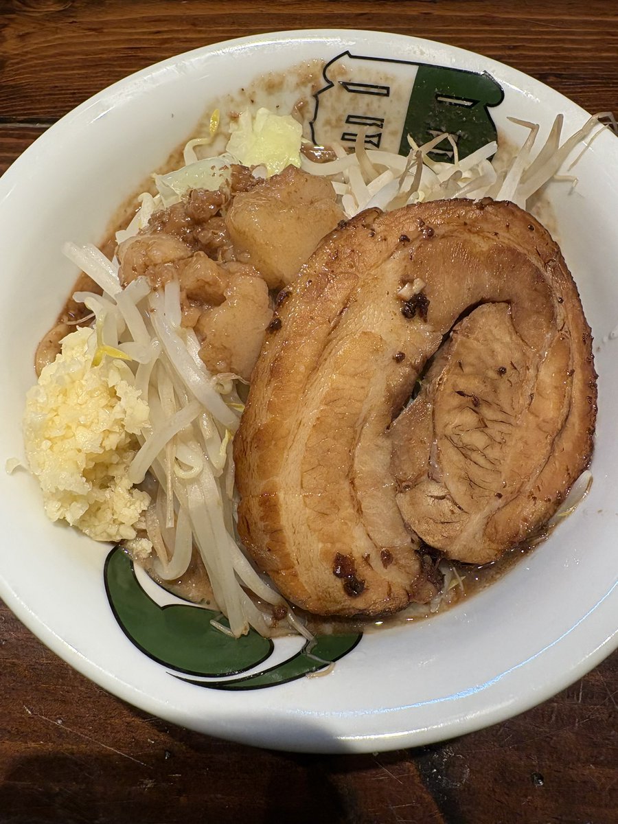 ソノダマン tweet media