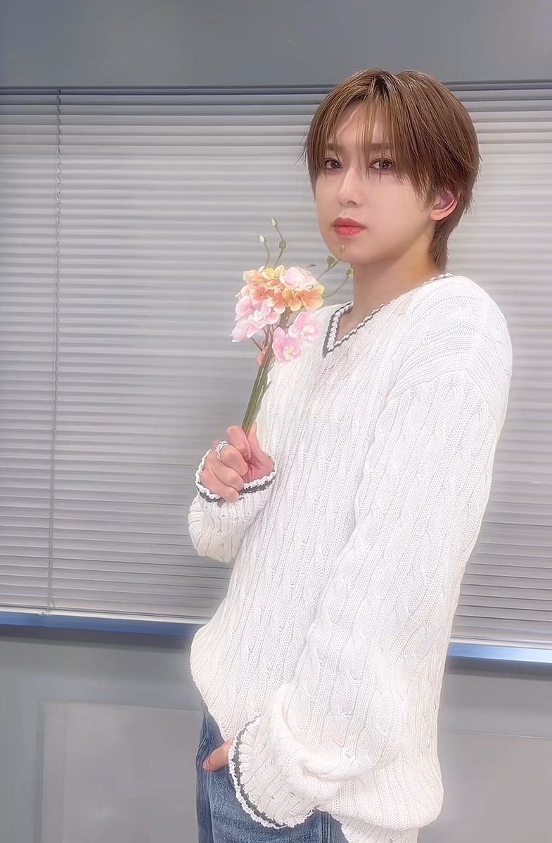 ミサト tweet media