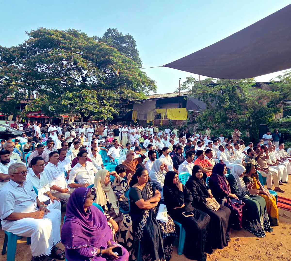 Shashi Tharoor tweet media