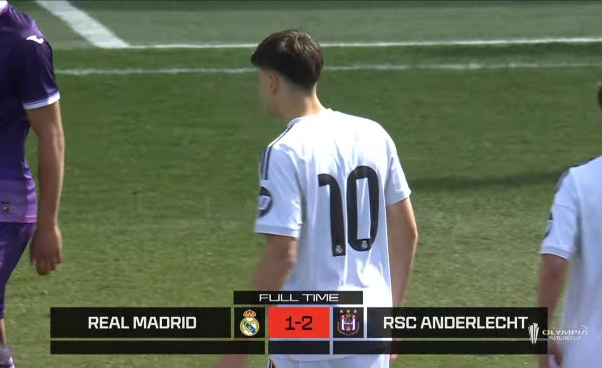 Purple Anderlecht tweet media