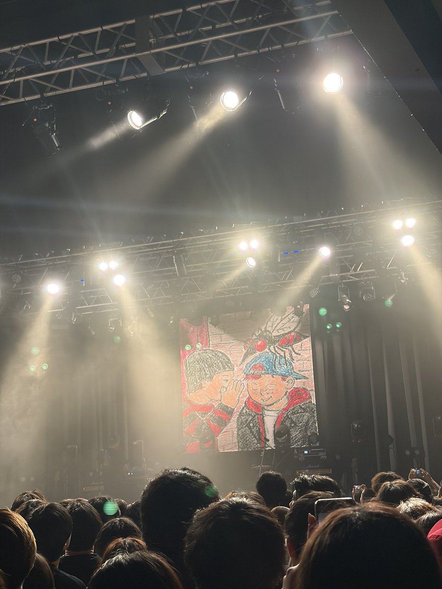 uw_hiroki's tweet photo. 超大っ好きなゴリラホールでKUZIRAとSHANKきけて幸せでした https://t.co/exNBDjYHny