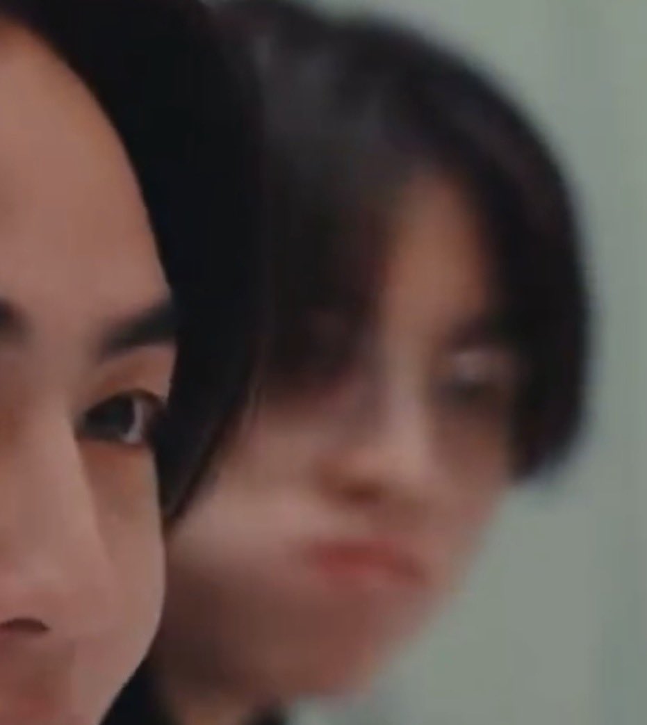 janbaely tweet media