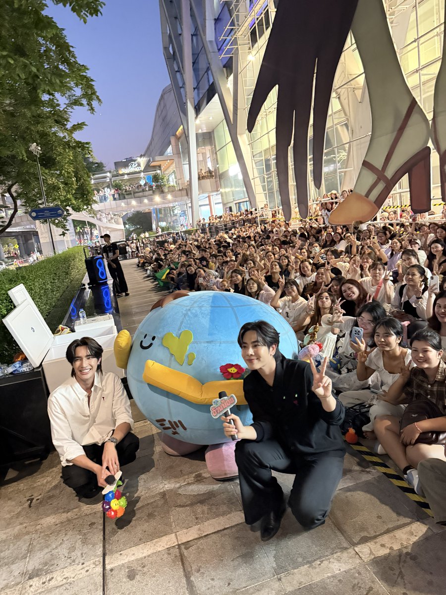 MR. SATURNWORLD tweet media