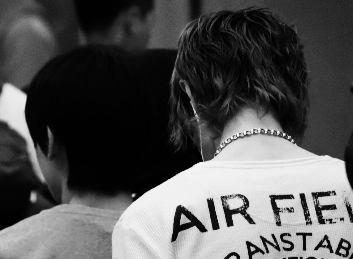 carly 𖤍 tweet media