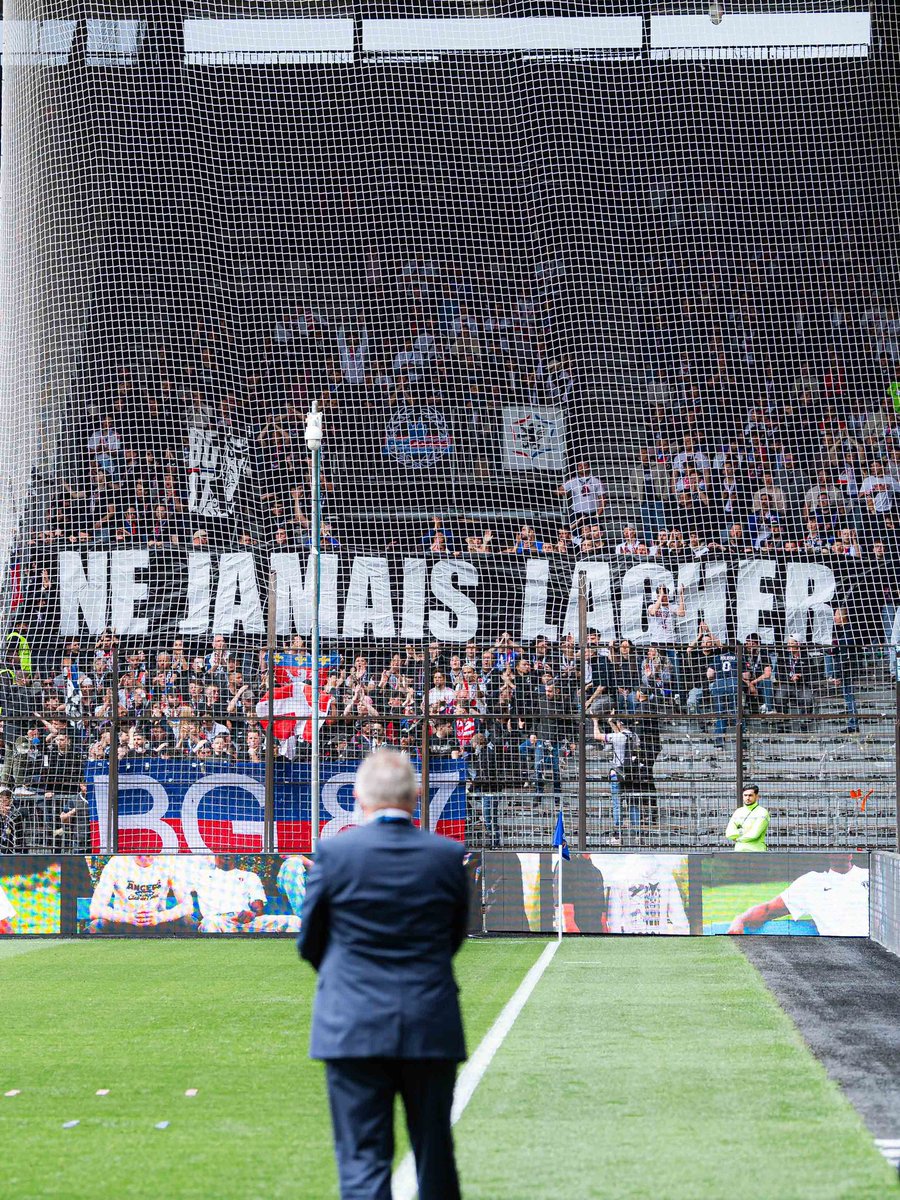 Olympique Lyonnais tweet media