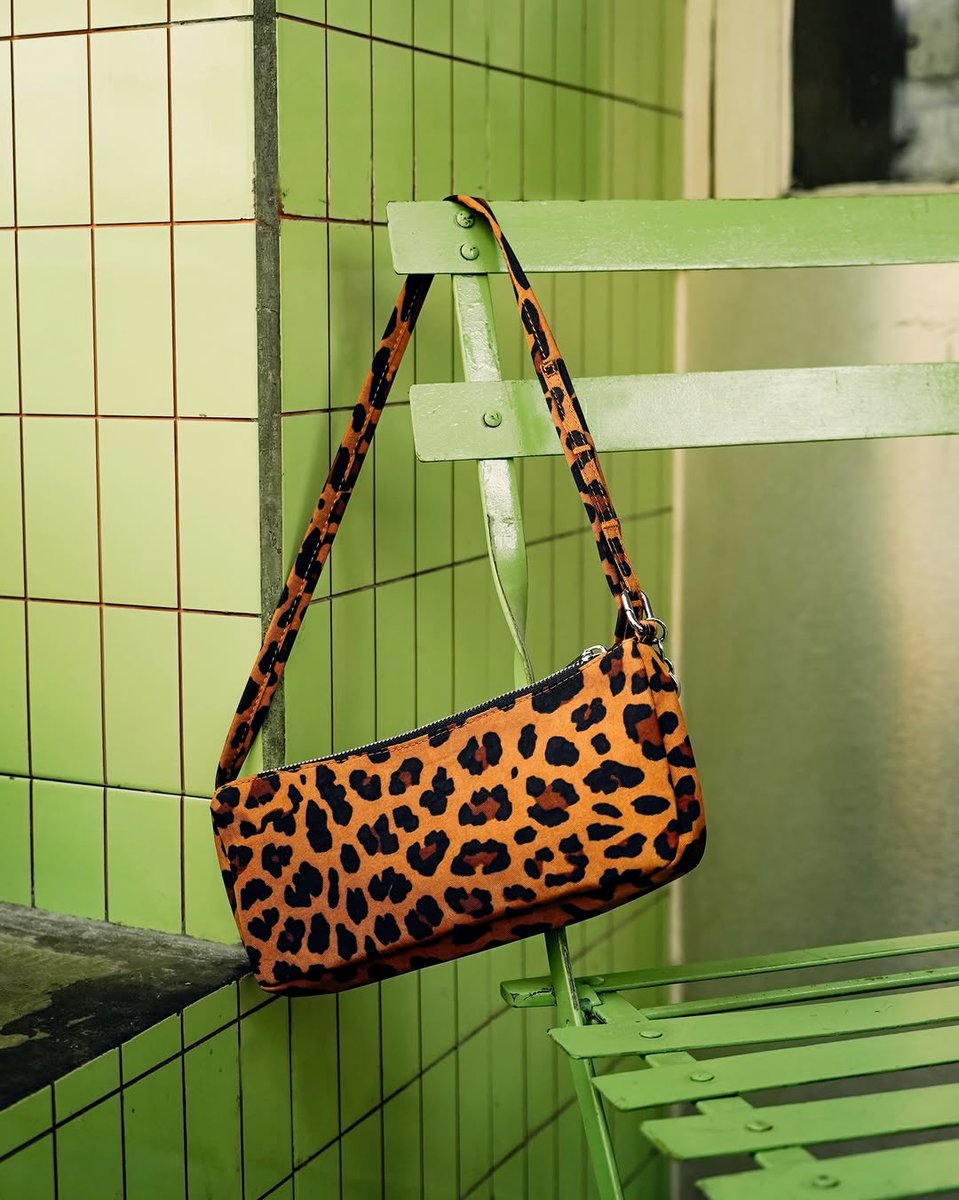 ₊˚⊹ᰔ tweet media