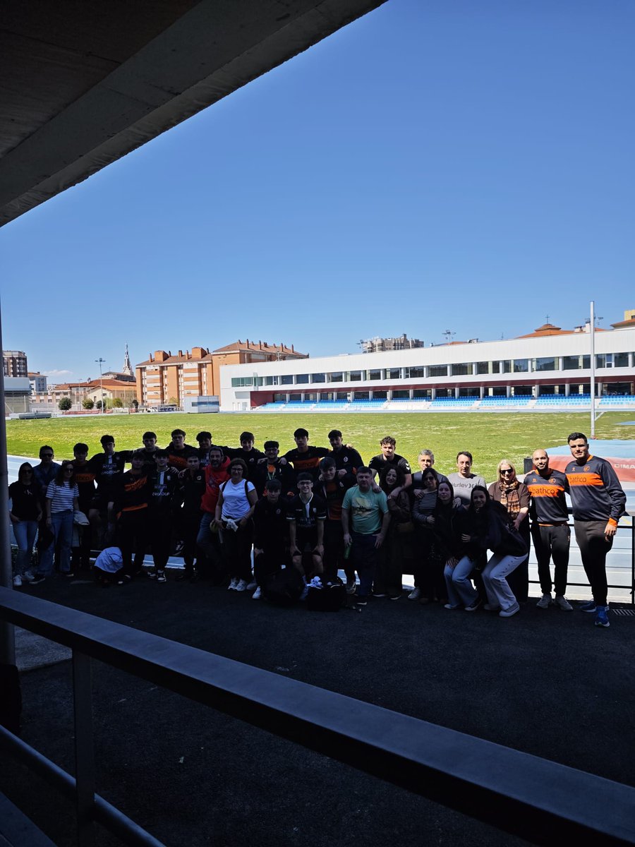 BMTorrelavega's tweet photo. 📸 Más imágenes desde Pamplona, con ambos equipos ganando sus últimos partidos

💪 Los cadetes para acabar en séptimo puesto tras un gran papel

🙌 Los juveniles cierran undécimos con una alegría de último partido https://t.co/lOdpTLWXIh