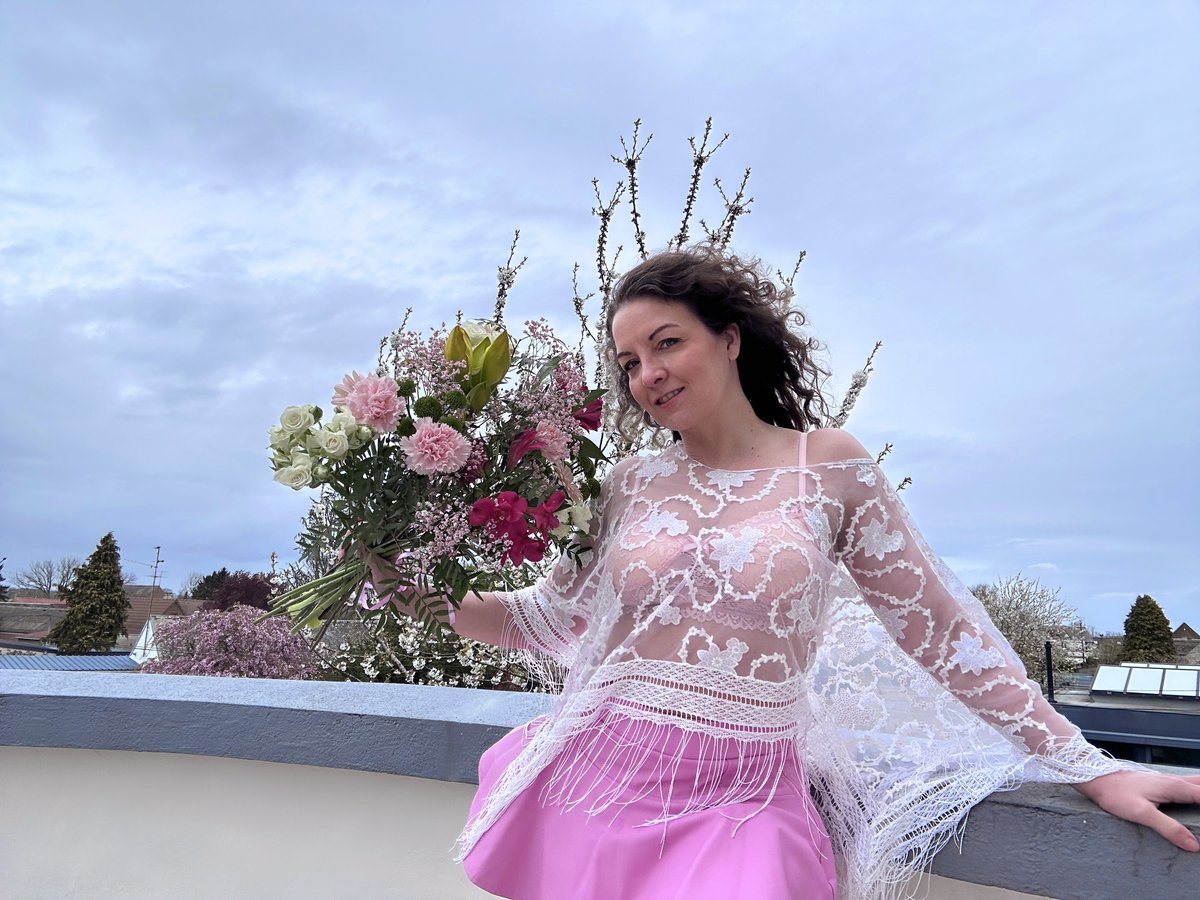 Oksana Glamour tweet media