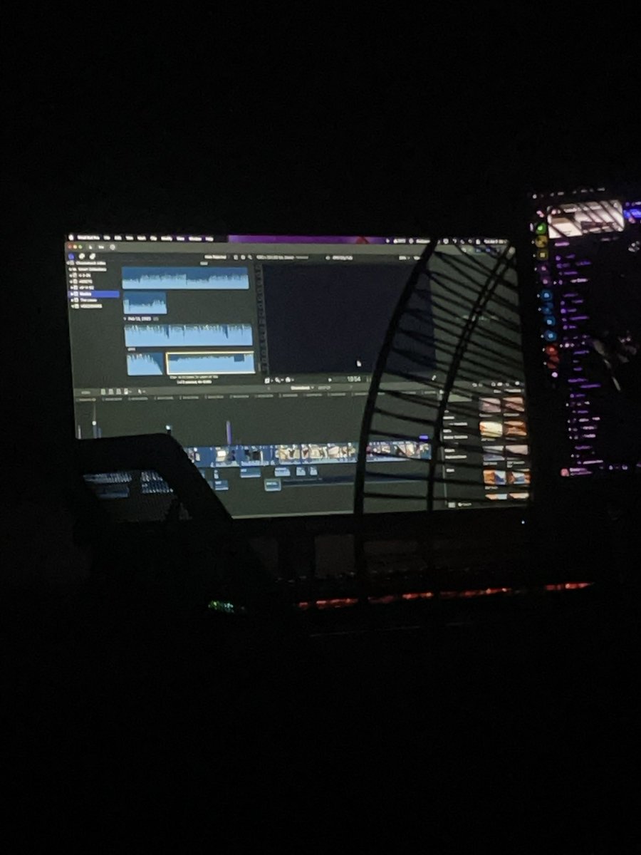 Bealyread tweet media