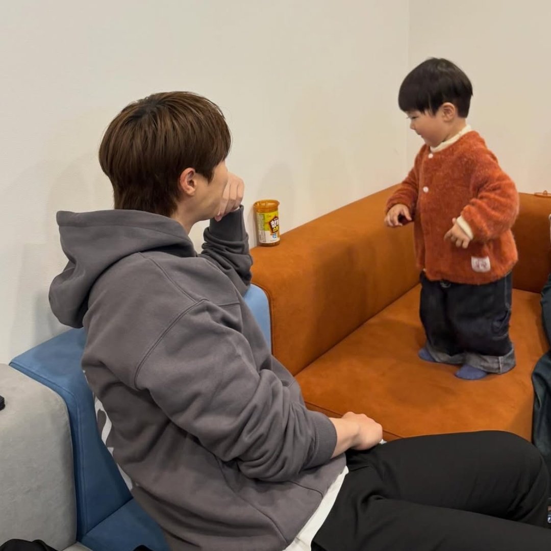 Chatuproy tweet media