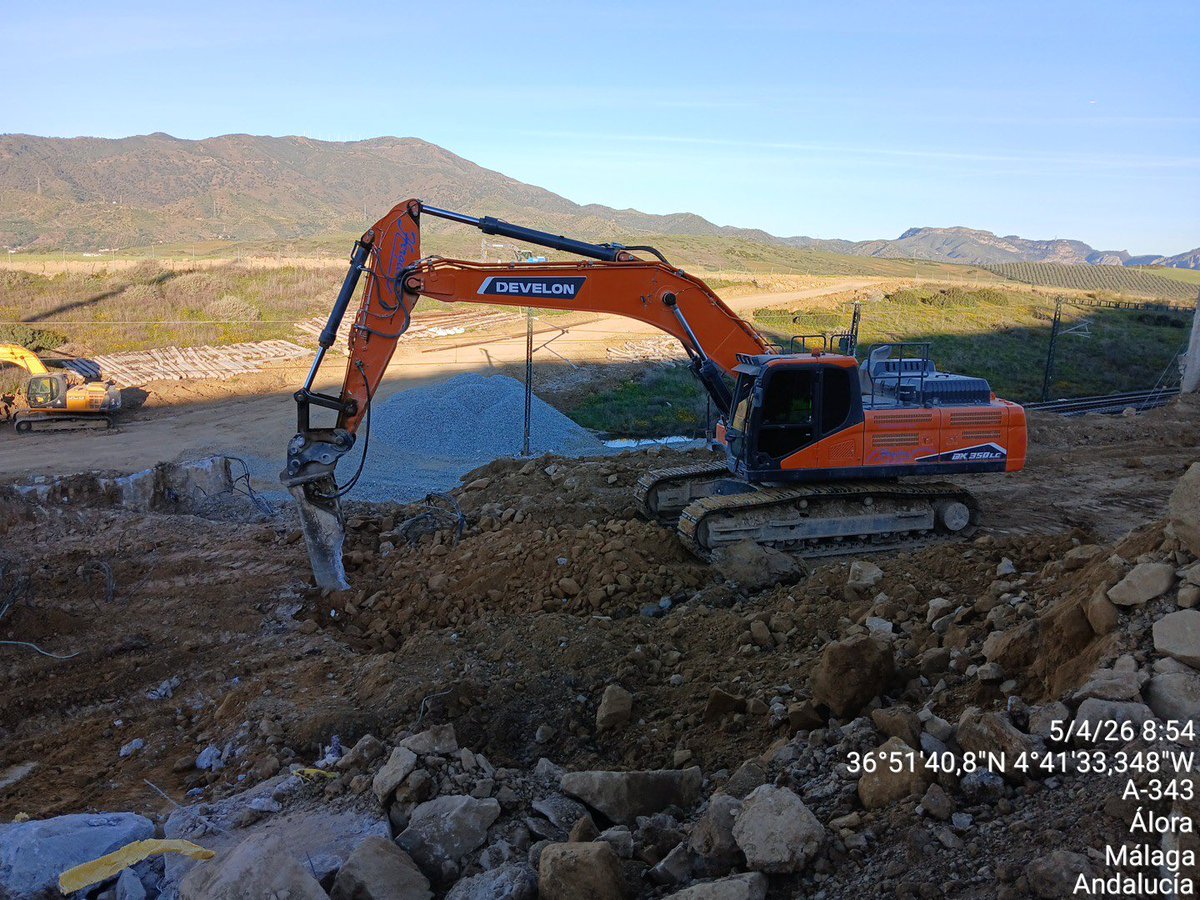 Óscar Puente tweet media