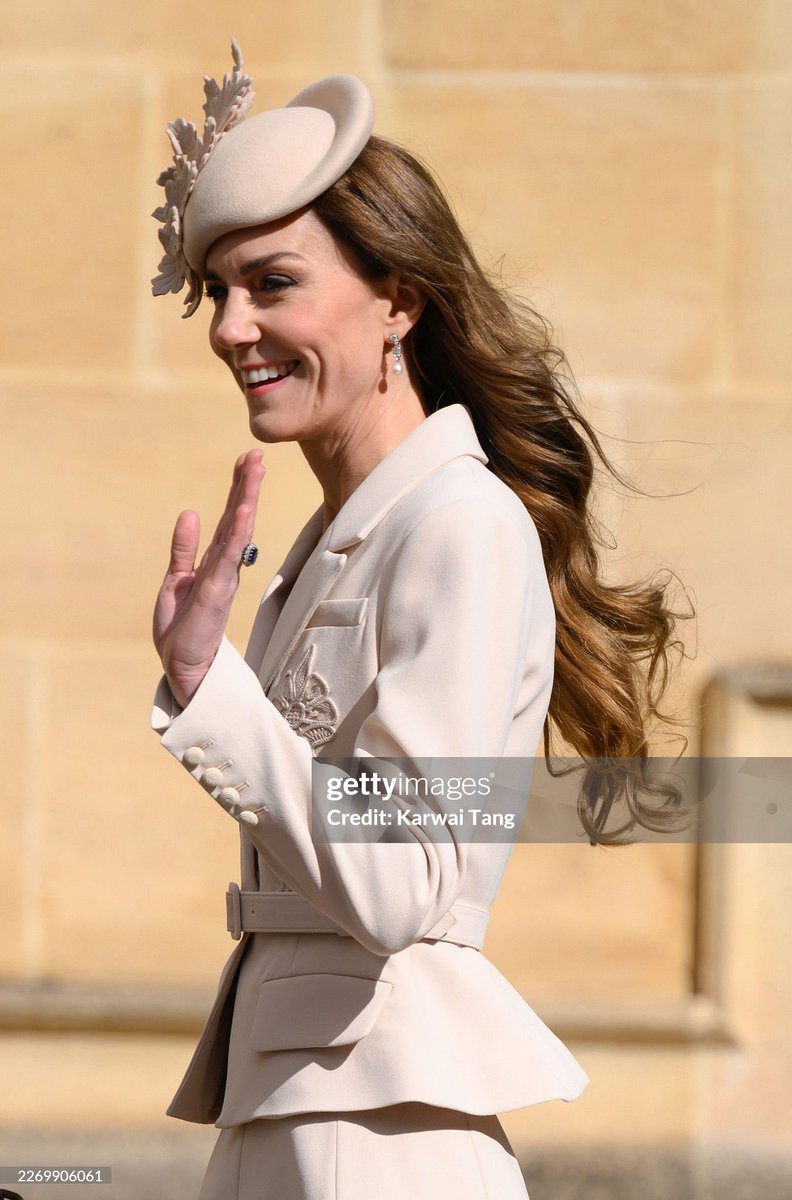 Sabirah Lohn 💕🦕🦖 tweet media