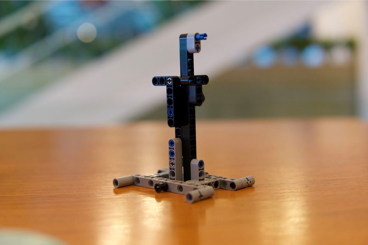 ChaaThllr's tweet image. "Today’s tiny win: 10 mins of unplanned LEGO building with my kid—no instructions, just chaos u0026 giggles.  What’s your family’s spontaneous joy moment lately #ParentingJoy #LEGOFun"