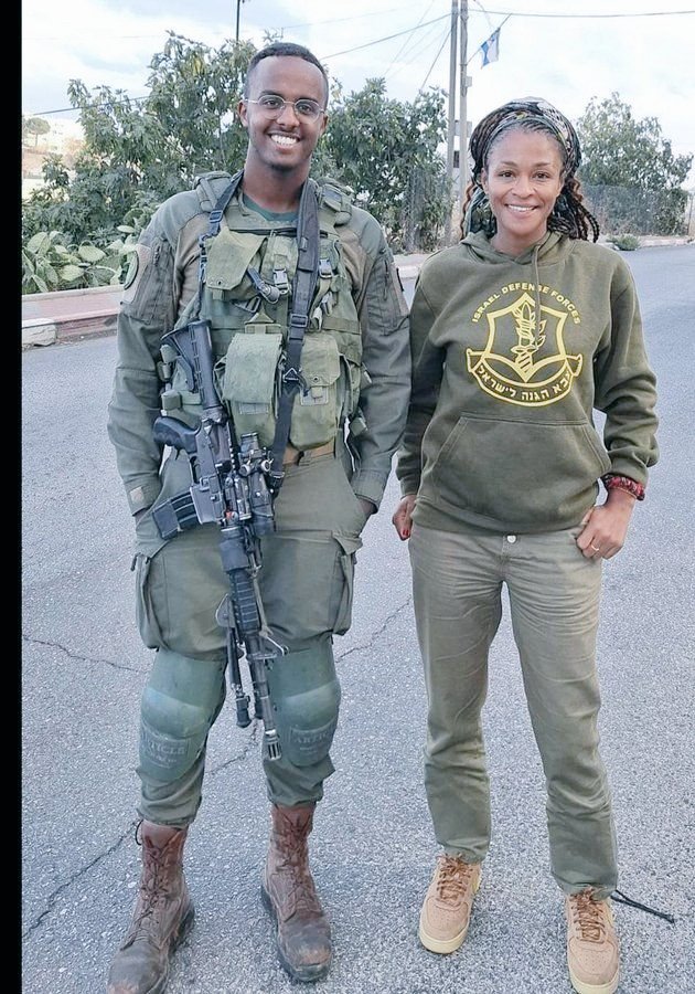 Sarah Sarah tweet media