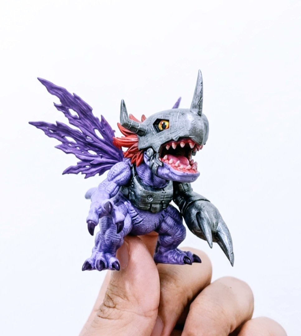 I'm using acrylic marker to paint him

MetalGreymon ( Virus )

#DigimonWorld #digimon #digimonadventure #digimonfigure
