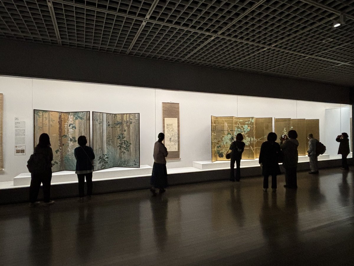 夜に踊る子 tweet media