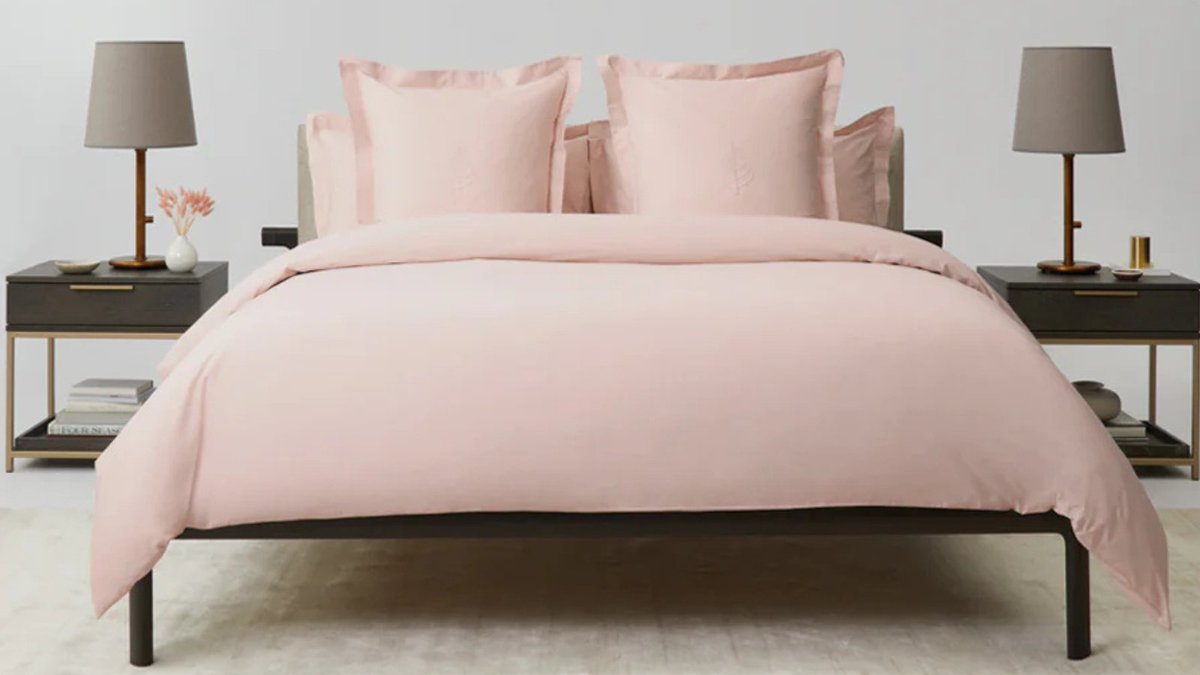 Bring five-star luxury home.

Discover the Signature Hotel Collection by Four Seasons Hotels and Resorts—from iconic mattresses to plush linens and spa essentials designed for ultimate comfort.

Sleep, elevated. bit.ly/48iYOkf

#LuxuryLiving  #Sleep #FourSeasons #LXURI