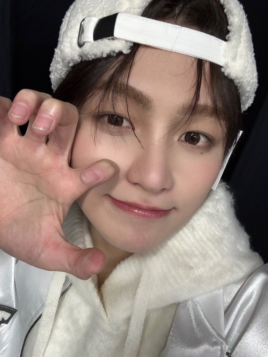 no누.... tweet media