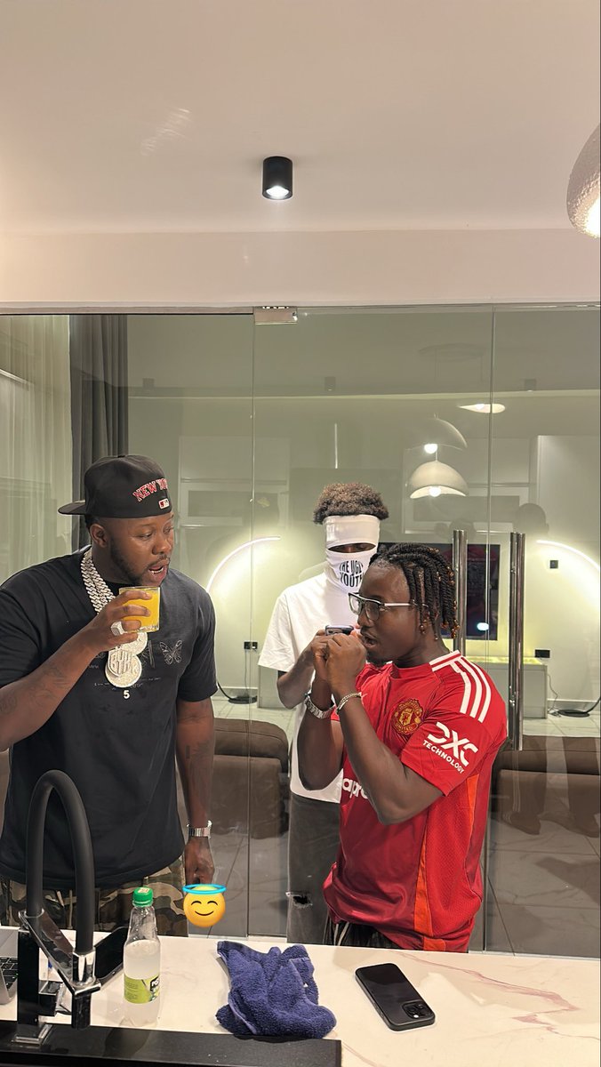 TWO TERTY tweet media