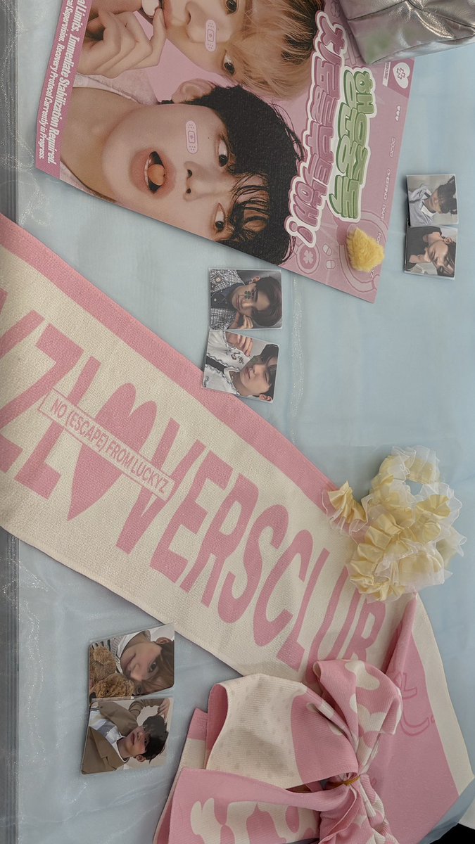 1Lcve7's tweet photo. 행운즈에게 더 중독되었습니다 . . 💊🩷

#행운중독_치료를_부탁해 https://t.co/0u8X1Pck6r