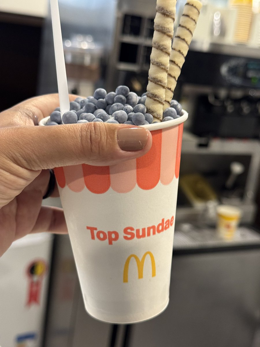 Fernanda Ferreira ॐ tweet media