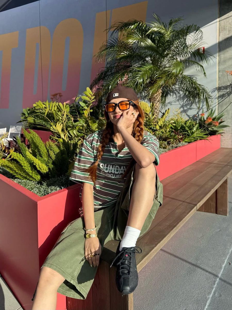 alam niyo bang baklang-bakla ako sa fashion style nya GETS BA????