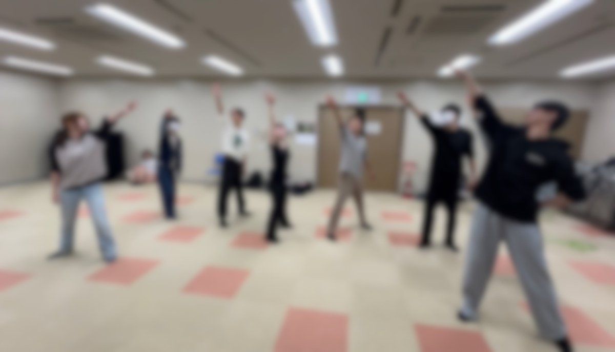 engeki_kirin's tweet photo. 3/15・3/21の本公演「黎明ノ三月」にお越しいただいた皆様、たくさんの応援とご協力ありがとうございました！
2026年度も、きりんの会は様々な挑戦を続けていきます。

まずは1ヶ月後に迫った「かしわンダーパレード」に向けて本日からダンス練習開始。
昨年同様オリジナルの振付で楽しみます！ https://t.co/d8J9l5GlxG