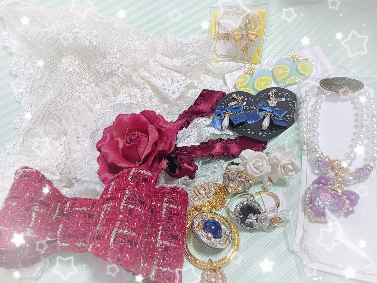 なるこ tweet media