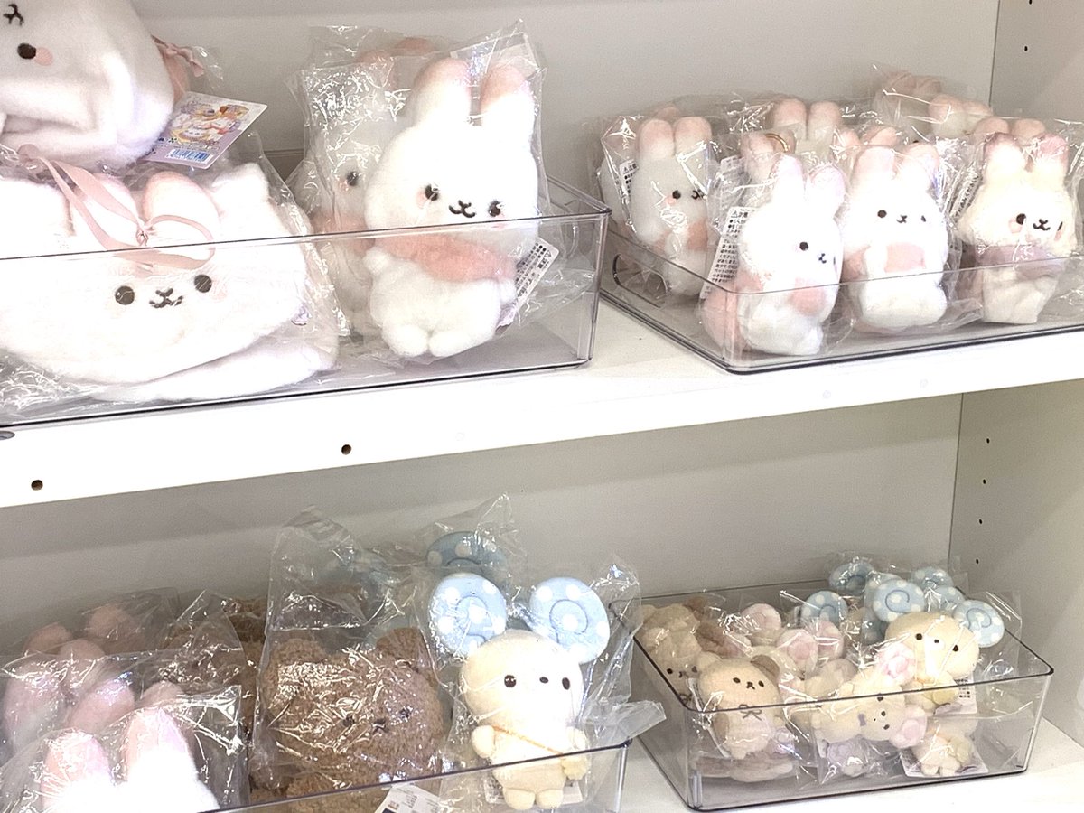 글리띠 tweet media