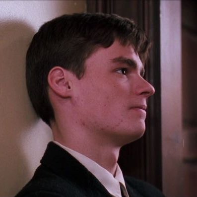 abi 🤍 friends, then? tweet media