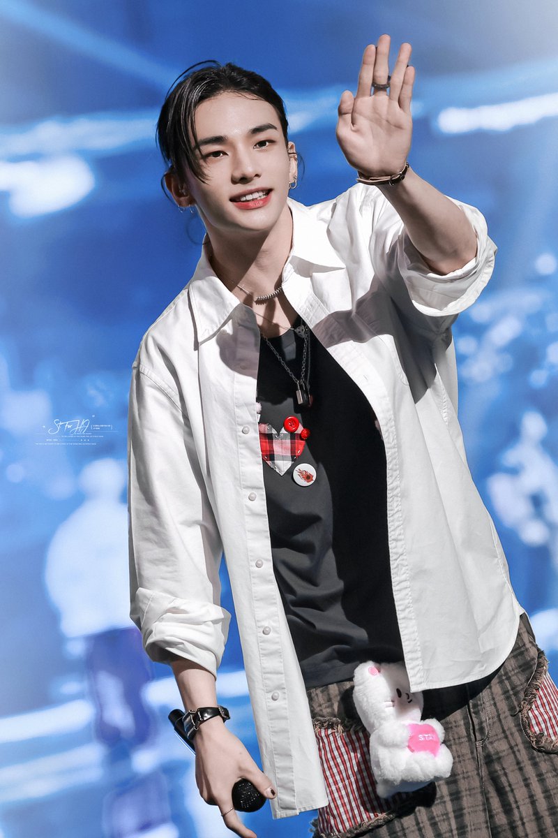 ST_forHJ's tweet photo. 260405  fm day4

#Hyunjin #현진 #黄铉辰 #ヒョンジン 
#Straykids #스트레이키즈 https://t.co/qD0HUf0VaJ