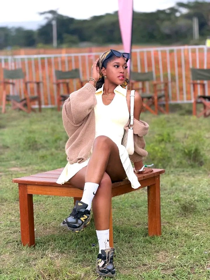 ᗪIOᑎ ᗷETT tweet media