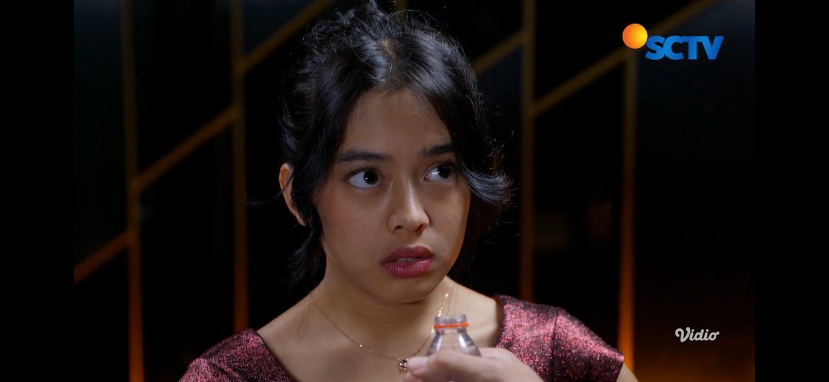 17Syaki's tweet photo. eps 502 asmara genZ #FATQEEL 
yang gua suka
1. fattah dengerin yapping aqeela
2. fatah kasi minum biar aqeela tenang
3. fatah aqeela sama sama muji walaupun awalnya aqeela keceplosan
4. fattah nitip hp ke aqeela, sepele tapi senyum lu manis bgt jir fat
lanjut dibawah https://t.co/at3UUuqnPT