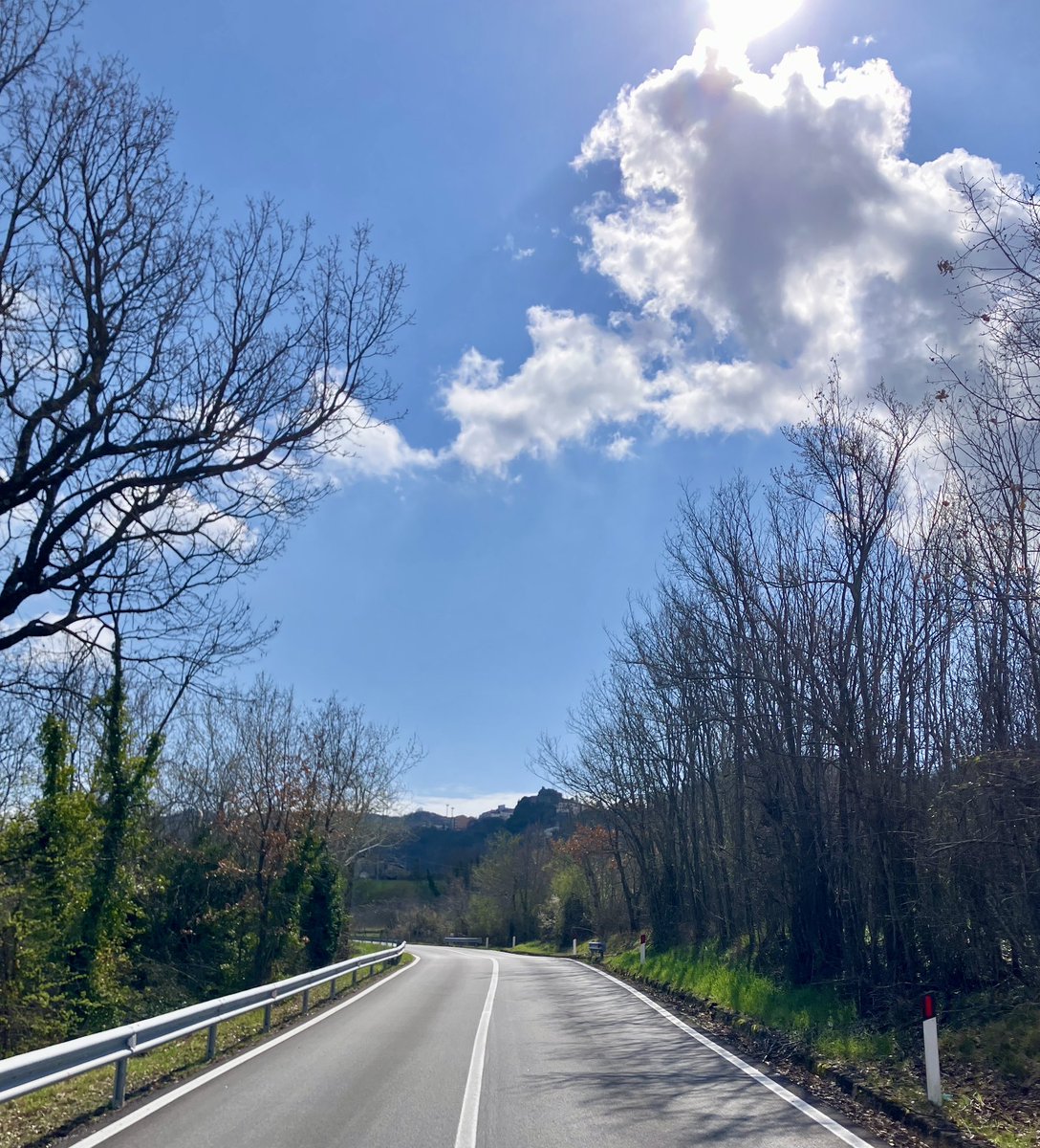 Staccar2025's tweet photo. #evvivalabici 🚴🏽‍♂️#primavera #gravel #ciclostorica #arezzo #ardita #aglianica https://t.co/ZHHrgmhK49