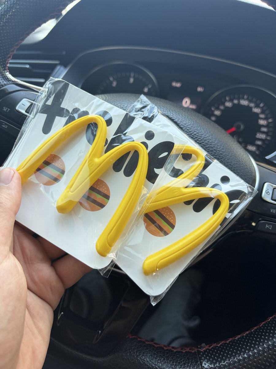 kuzey durden tweet media