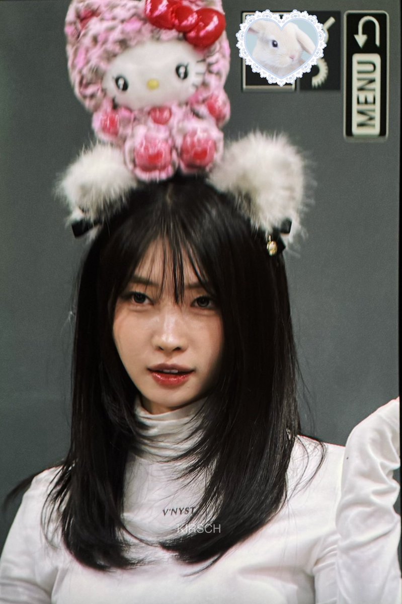260405 프리뷰

#EVERGLOW #에버글로우
#시현 #SIHYEON