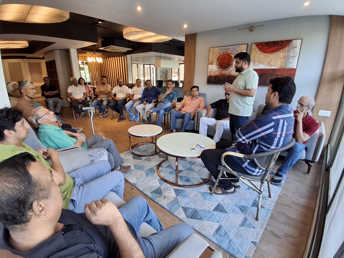 bbnmpune's tweet image. Residents meeting + site visit was organised by #BBNM at Marvel Brisa Soc. Garbage dumping issue at Sai Chowk Balewadi was discussed in the presence of Corporator @BalwadkarAmol 

necessary action on shifting the sorting shade on priority was assured. 
#pmc #cleanpune