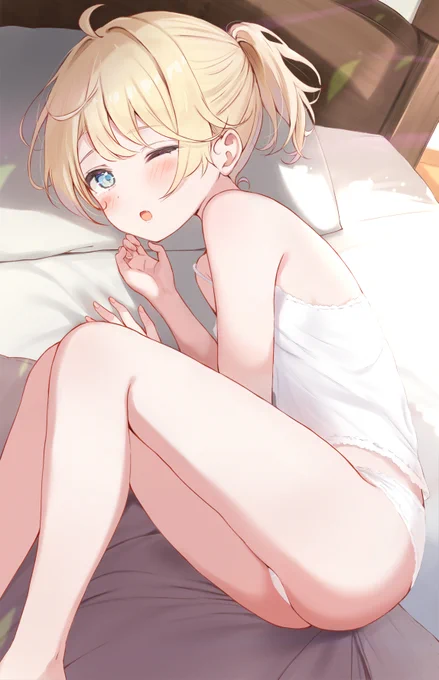 寝っ転がり看板娘