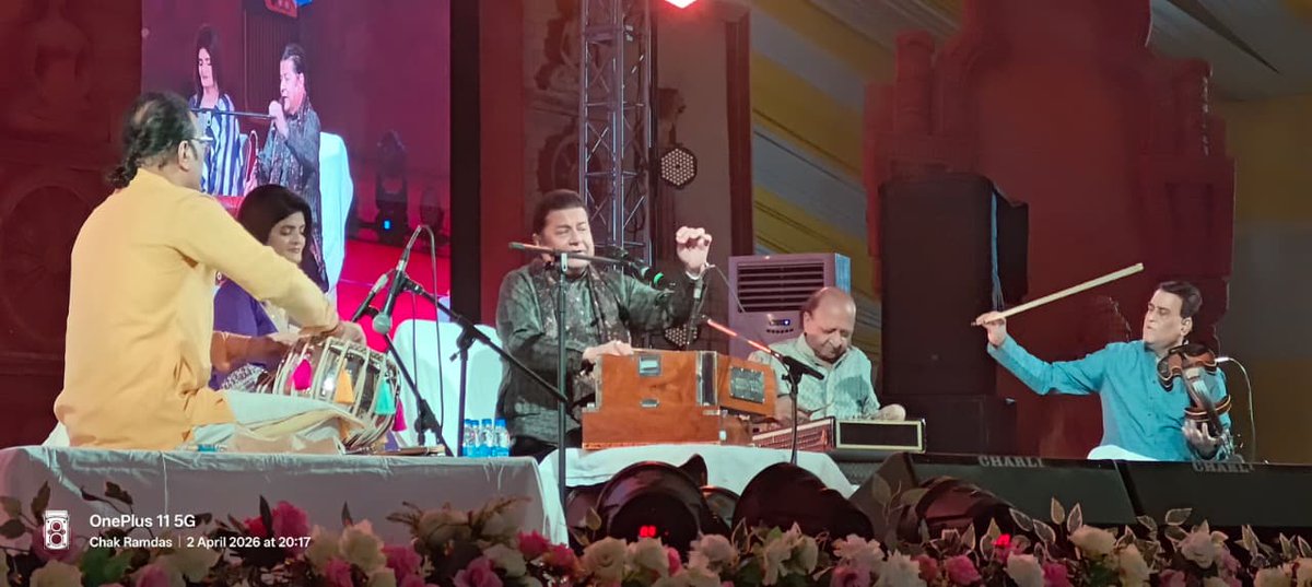 anupjalota's tweet image. Glimpses from the vibrant Vaishali Mahotsav, an evening filled with music, culture and divine energy. 
Grateful for the love and warmth from such a wonderful audience. 🙏🏻
#AnupJalota #VaishaliMahotsav #LivePerformance #IndianMusic #BhajanSamrat #DevotionalMusic #CulturalFestival