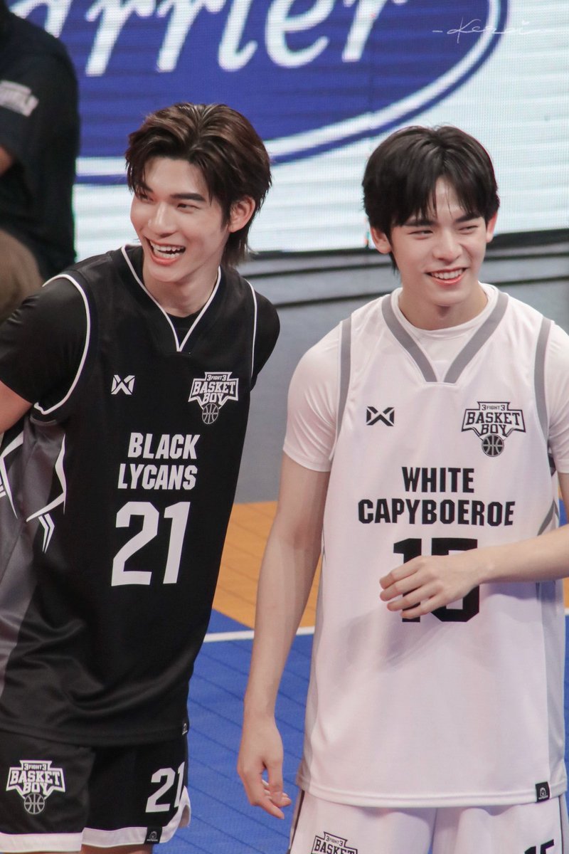 ᴋᴏʀ-ᴏɪ 💜 tweet media