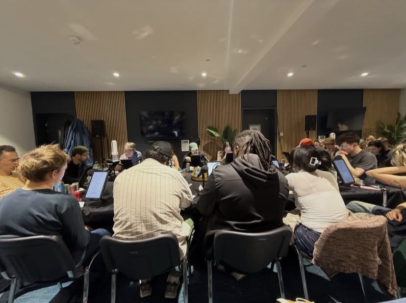 snluk updates tweet media