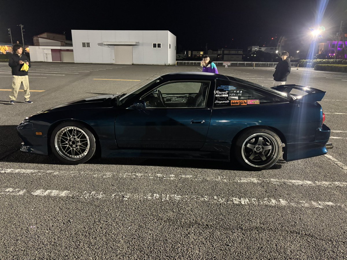 あいと tweet media