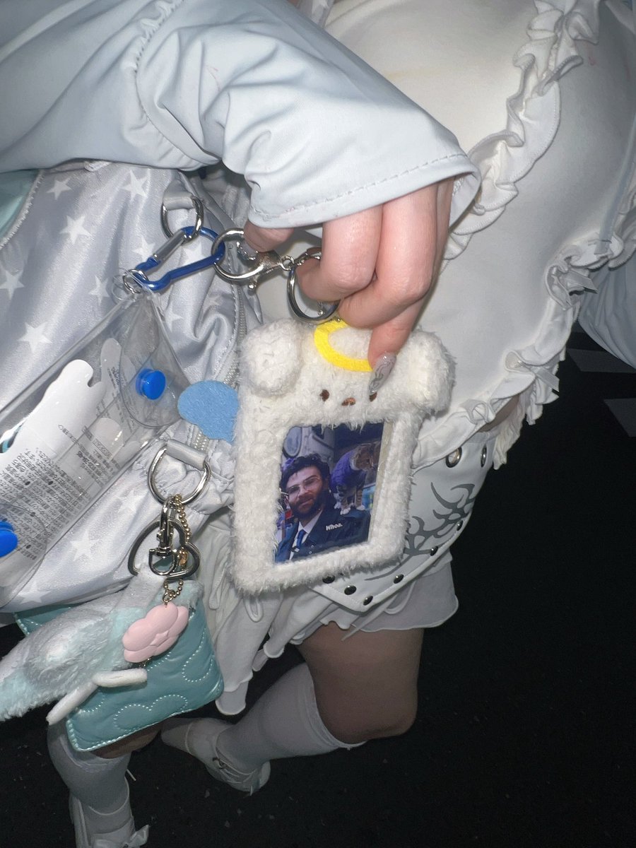 capsulebunny tweet media