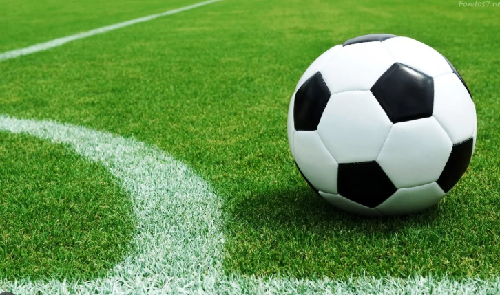 Kuzeybeyi1's tweet image. Size ilginç bir soru? Tuttuğunuz takımın her sene şampiyon olmasını, çıktığı her  maçı kazanmasını ister misiniz?
#ts #fb #gs #bjk