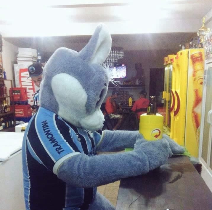 CachorroGremio's tweet photo. FELIZ PÁSCOA GURIZADA 

HOJE TEM GRÊMIO https://t.co/yeCJwioOsW