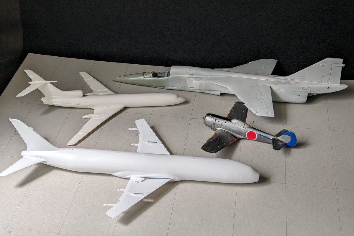 お手つき機体が多いのに、懲りもせず787建造始めました…
#旅客機プラモ