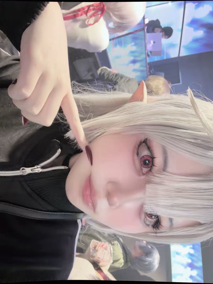 ゆすら tweet media