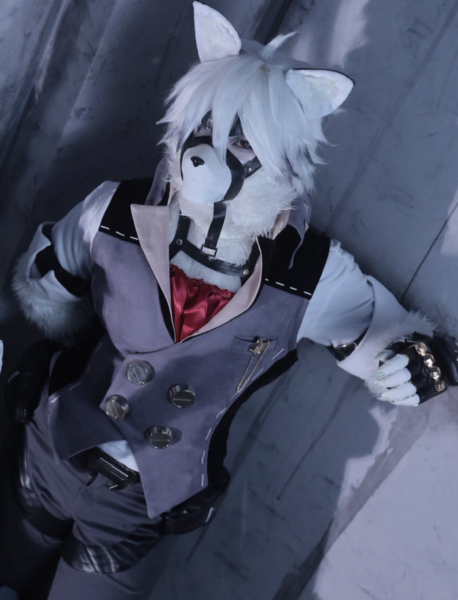 また🎶露出狂だと🎶思われる🎶🎶のでまだ無加工の🎶ライカン見せたる🎶🎶着込むで🎶