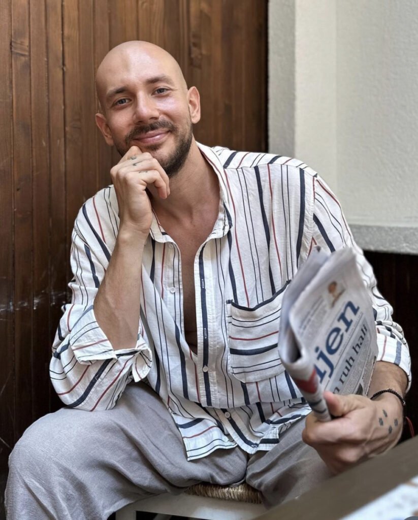 Bee Haber tweet media